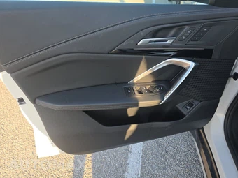 2026 BMW X1 xDrive28i - miniatura 15