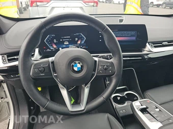 2026 BMW X1 xDrive28i - miniatura 10