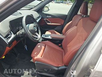 2026 BMW X1 xDrive28i - miniatura 13
