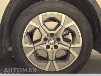 2026 BMW X1 xDrive28i - miniatura 10