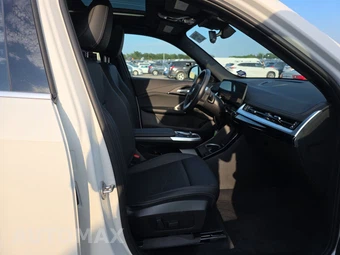 2026 BMW X1 xDrive28i - miniatura 14