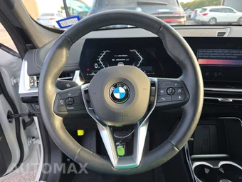 2026 BMW X1 xDrive28i - miniatura 16