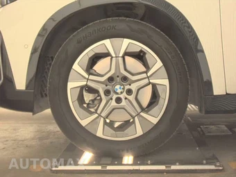 2026 BMW X1 xDrive28i - miniatura 9