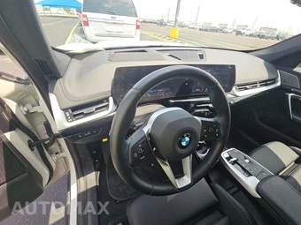 2026 BMW X1 xDrive28i - miniatura 11