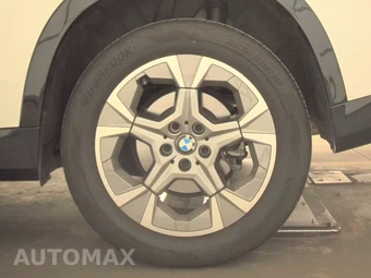 2026 BMW X1 xDrive28i – miniatura 12