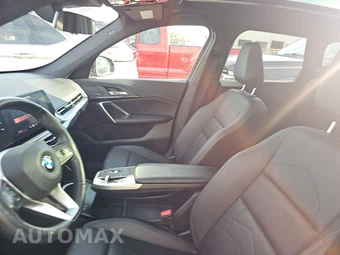 2026 BMW X1 xDrive28i - miniatura 7