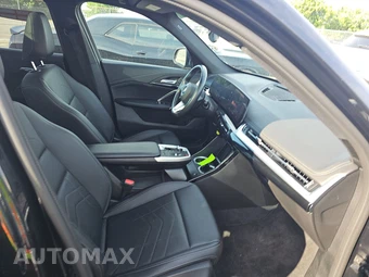 2026 BMW X1 xDrive28i - miniatura 8