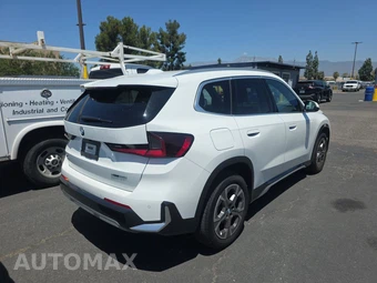 2026 BMW X1 xDrive28i - miniatura 4