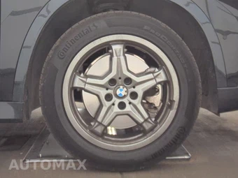 2026 BMW X1 xDrive28i - miniatura 10