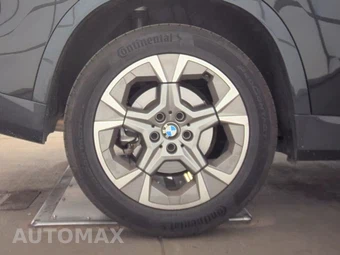 2026 BMW X1 xDrive28i - miniatura 11