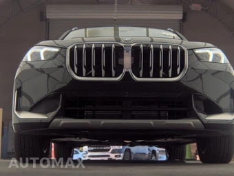 2026 BMW X1 xDrive28i - miniatura 3