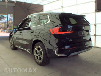 2026 BMW X1 xDrive28i - miniatura 8