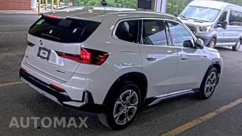2026 BMW X1 xDrive28i - miniatura 4