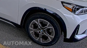 2026 BMW X1 xDrive28i - miniatura 8