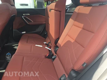 2026 BMW X1 xDrive28i – miniatura 13