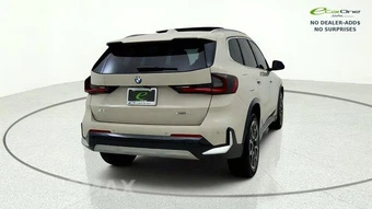 2026 BMW X1 xDrive28i – miniatura 8