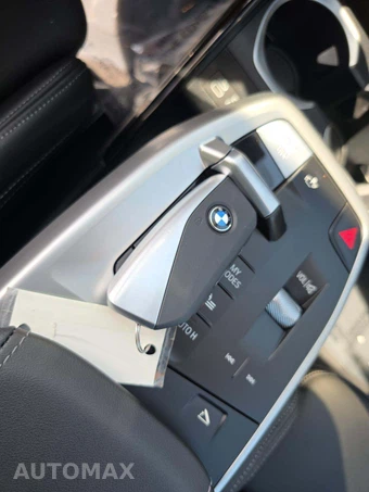 2026 BMW X1 xDrive28i - miniatura 8