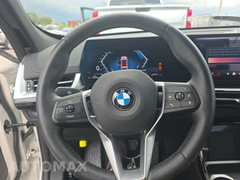 2026 BMW X1 xDrive28i - miniatura 16