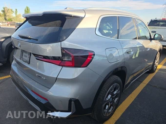 2026 BMW X1 xDrive28i - miniatura 4