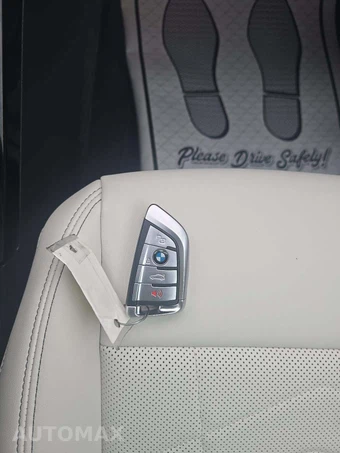 2026 BMW X1 xDrive28i – miniatura 8