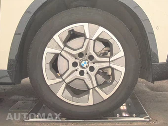 2026 BMW X1 xDrive28i - miniatura 10