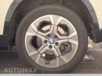 2026 BMW X1 xDrive28i - miniatura 12