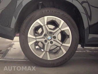 2026 BMW X1 xDrive28i - miniatura 11