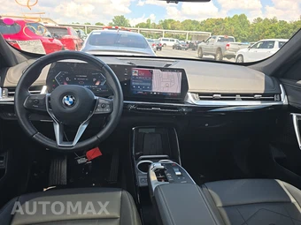 2026 BMW X1 xDrive28i - miniatura 17