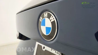 2026 BMW X1 xDrive28i - miniatura 11