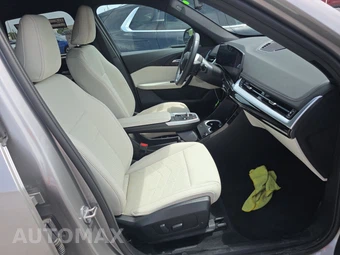 2026 BMW X1 xDrive28i - miniatura 14