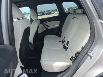 2026 BMW X1 xDrive28i - miniatura 19
