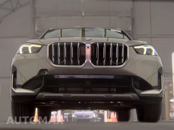 2026 BMW X1 xDrive28i - miniatura 3