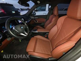 2026 BMW X1 xDrive28i - miniatura 13