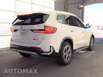 2026 BMW X1 xDrive28i - miniatura 5