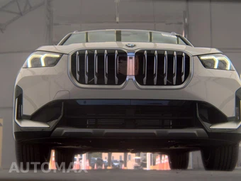 2026 BMW X1 xDrive28i – miniatura 3