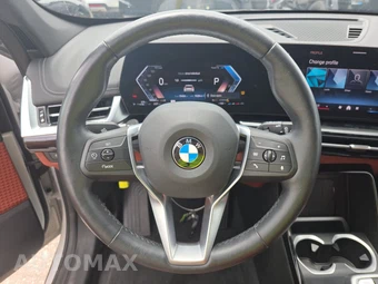 2026 BMW X1 xDrive28i - miniatura 16