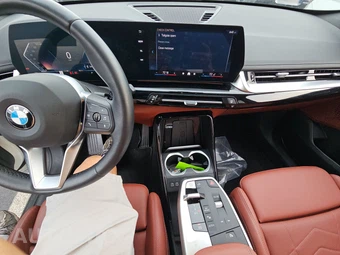 2026 BMW X1 xDrive28i - miniatura 17