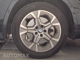 2026 BMW X1 xDrive28i - miniatura 10