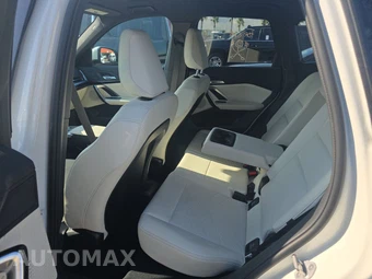 2026 BMW X1 xDrive28i - miniatura 19