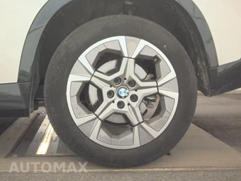 2026 BMW X1 xDrive28i - miniatura 12