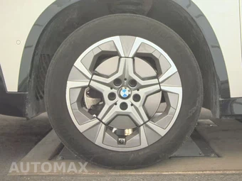 2026 BMW X1 xDrive28i - miniatura 9