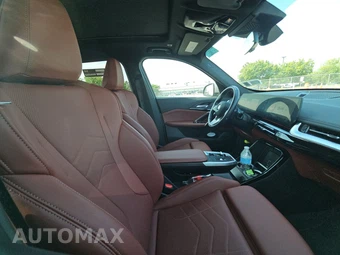 2026 BMW X1 xDrive28i - miniatura 13