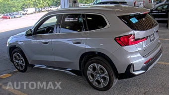 2026 BMW X1 xDrive28i - miniatura 6