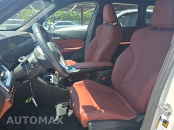 2026 BMW X1 xDrive28i - miniatura 13