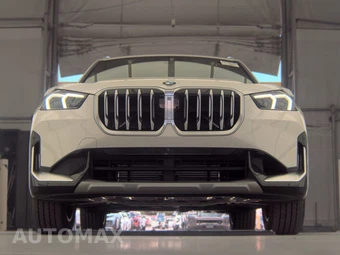2026 BMW X1 xDrive28i - miniatura 3