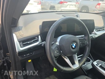 2026 BMW X1 xDrive28i - miniatura 10