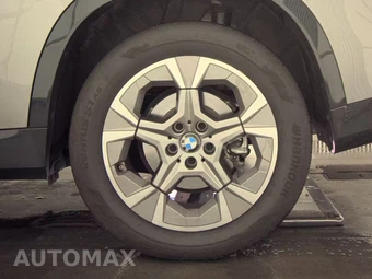 2026 BMW X1 xDrive28i - miniatura 12