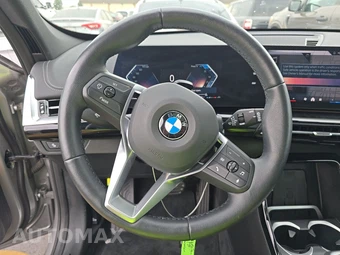 2026 BMW X1 xDrive28i - miniatura 10