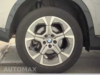 2026 BMW X1 xDrive28i - miniatura 11