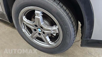 2026 BMW X1 xDrive28i - miniatura 27